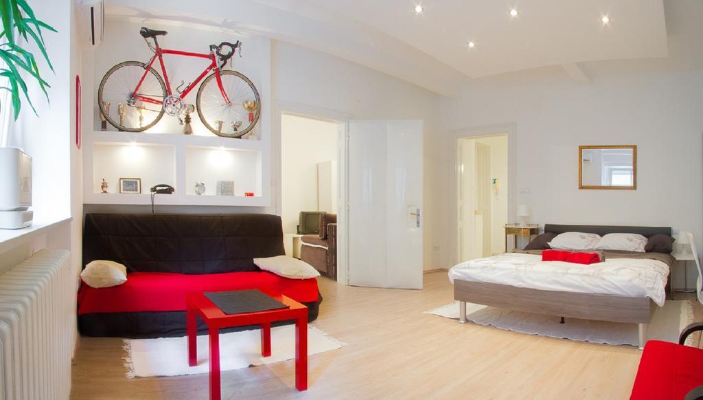 Apartment Red Bike Zagreb Rum bild