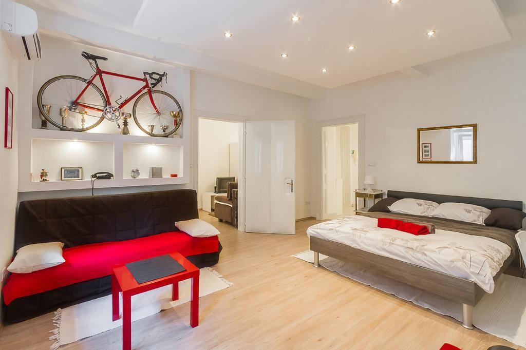 Apartment Red Bike Zagreb Rum bild